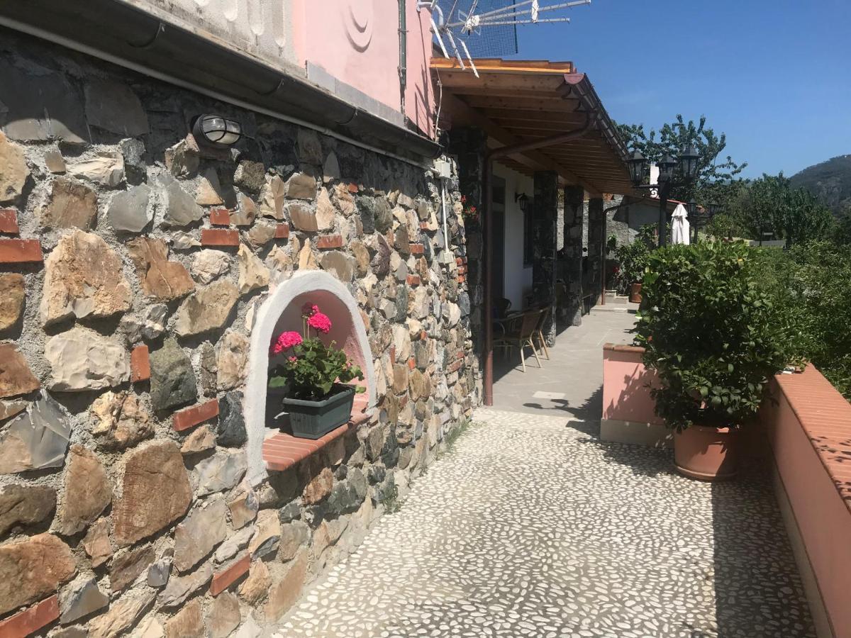 Villa Teresa Казарца Лигуре Екстериор снимка